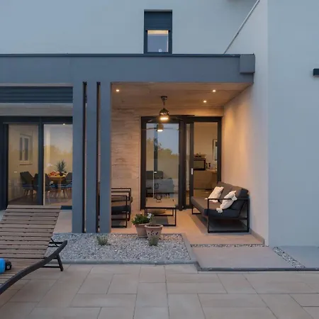 Villa Beautiful Aria *